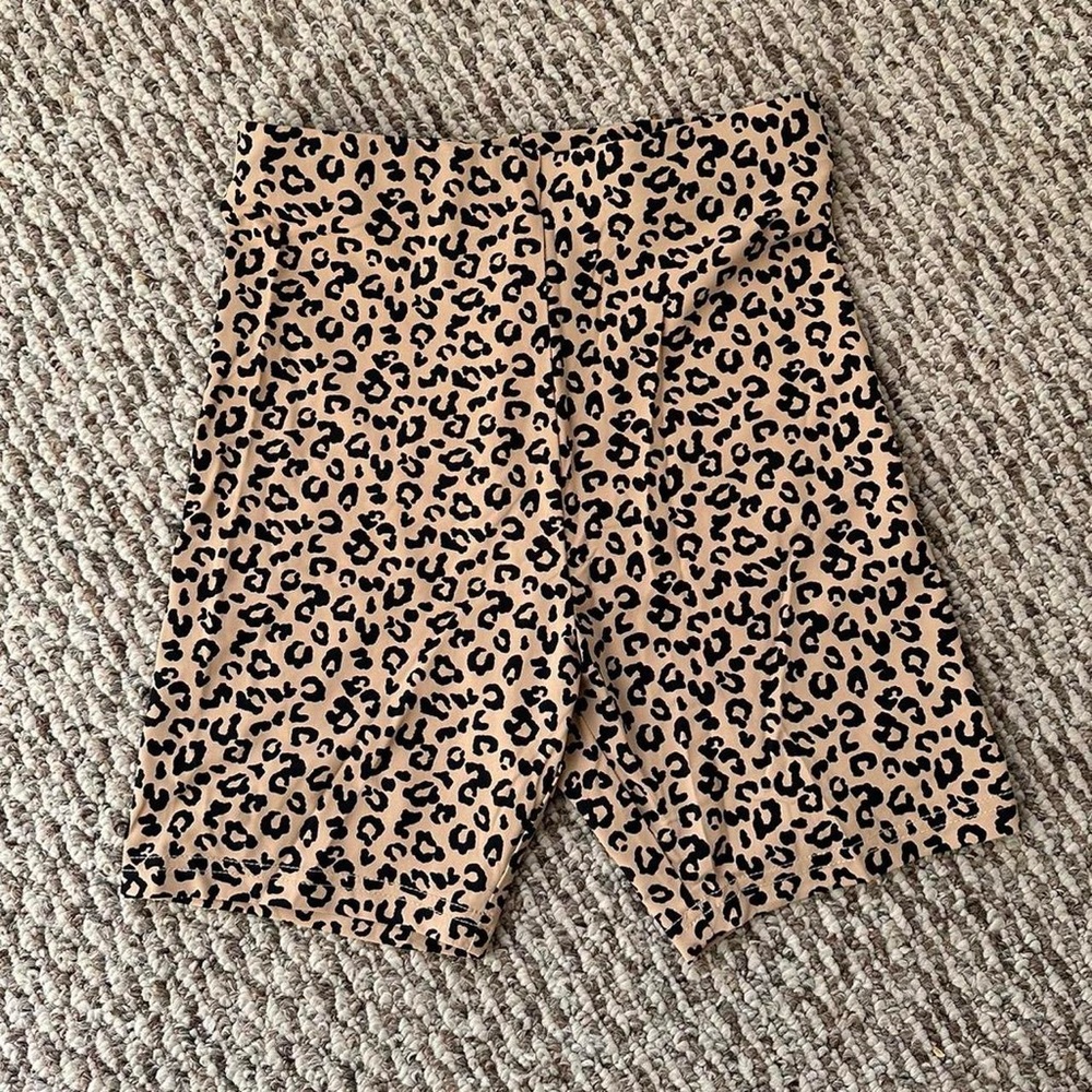 Forever 21 Leopard Print Women's Shorts NWT